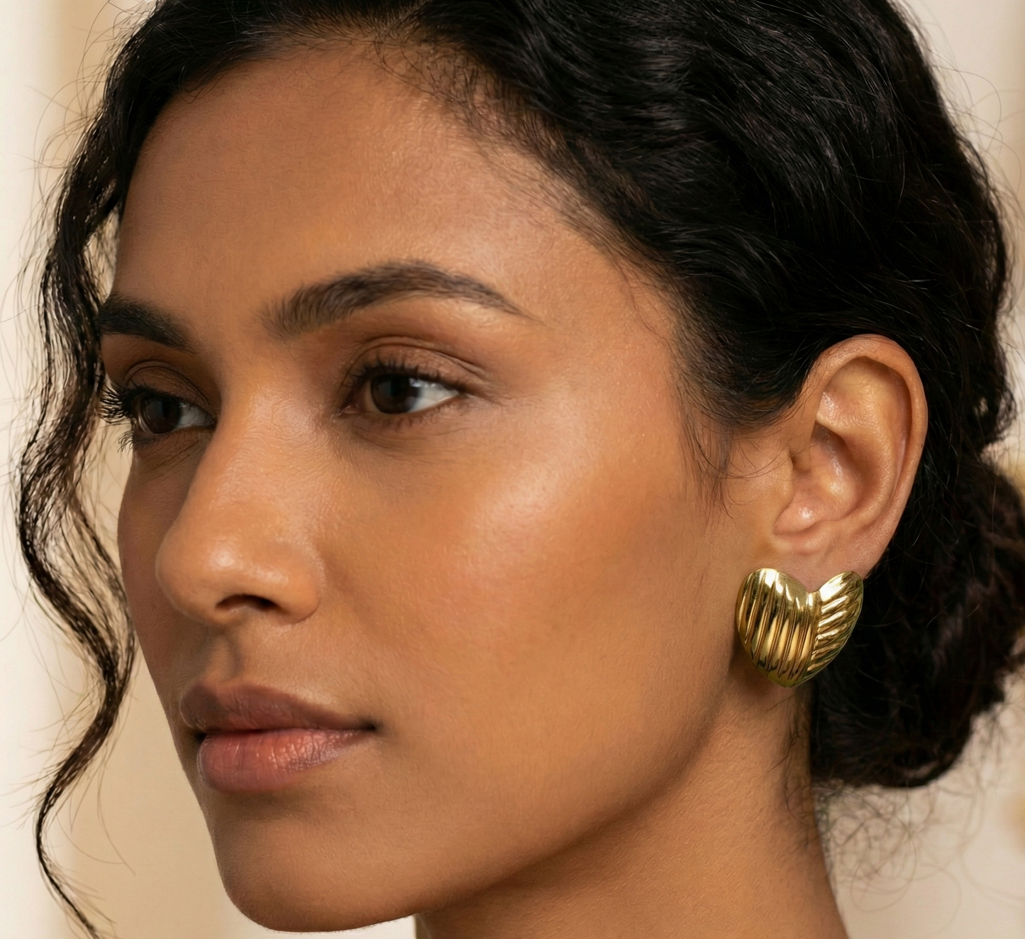 Ridge Heart Stud Earrings