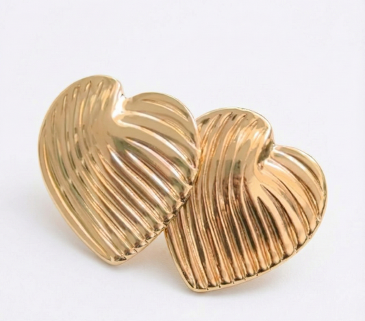 Aaral Textured Heart Stud Earrings