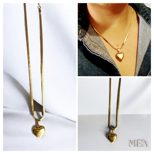 MEA collection Heart shaped pendant