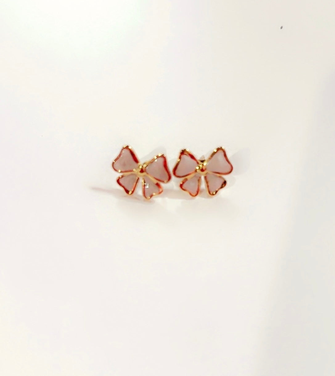 Gold Bow studs